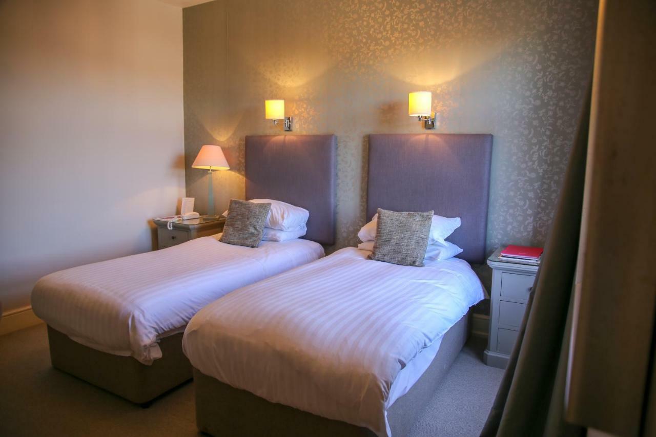 The Bell Hotel 샌드위치 외부 사진